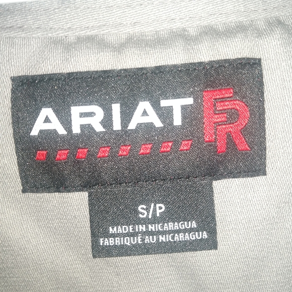 Ariat FR Solid Gray L/S Work Shirt Silver Fox CAT2 ARC Men's Size Small … - Picture 2 of 10
